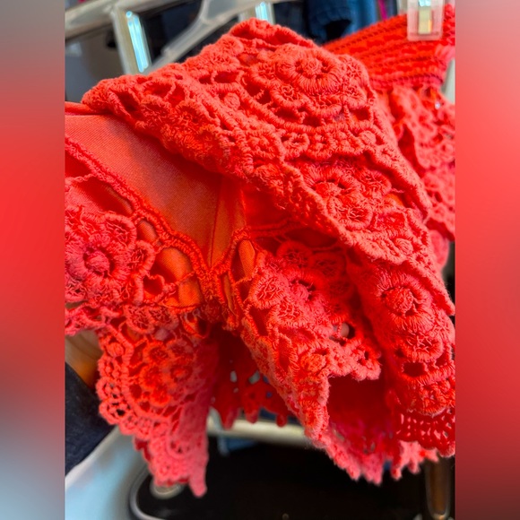 Girls Large, Excellent Collection Condition 🫶🏽 - Picture 2 of 2